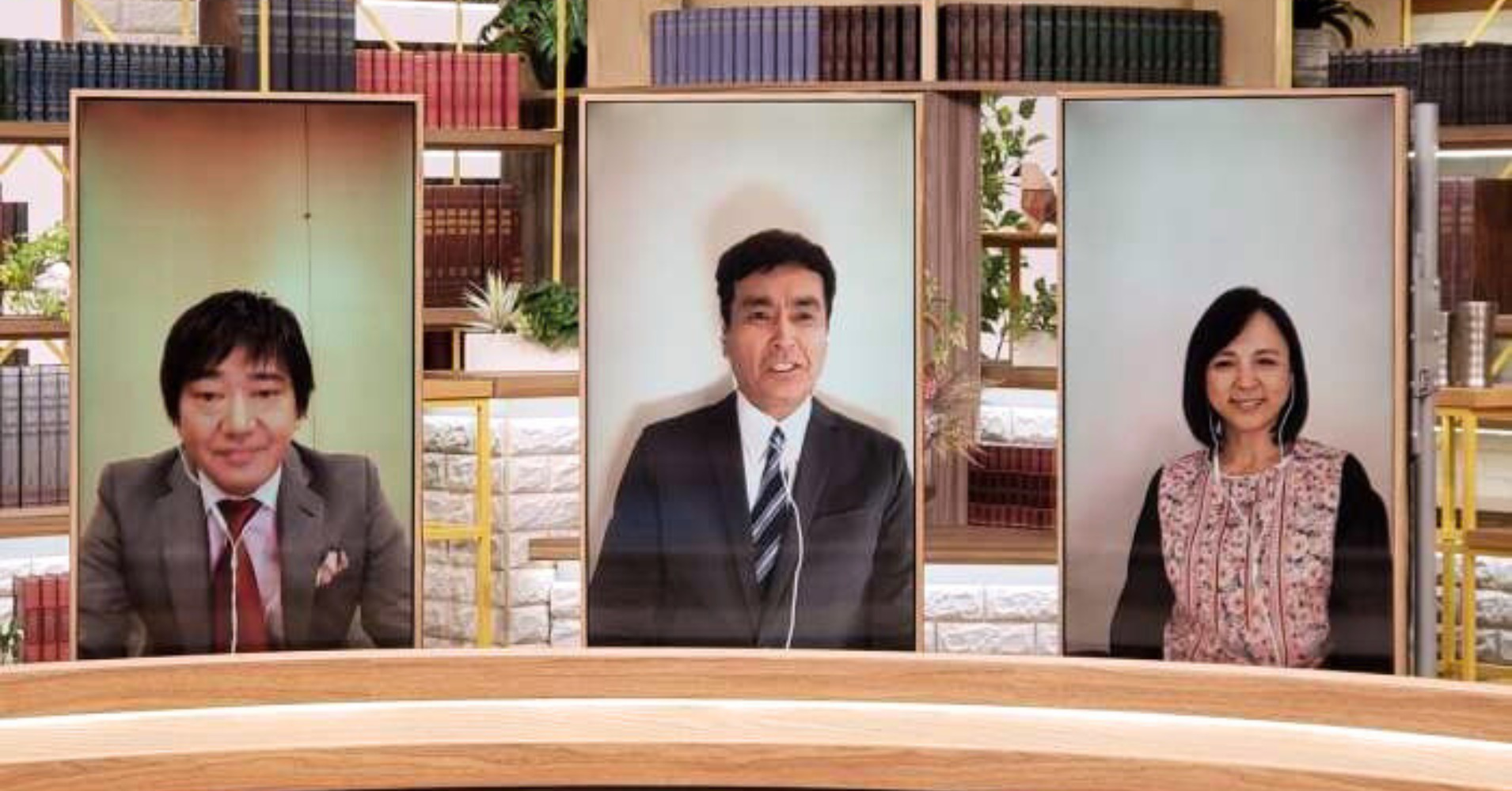 TV番組にリモート出演用液晶ディスプレイを提供