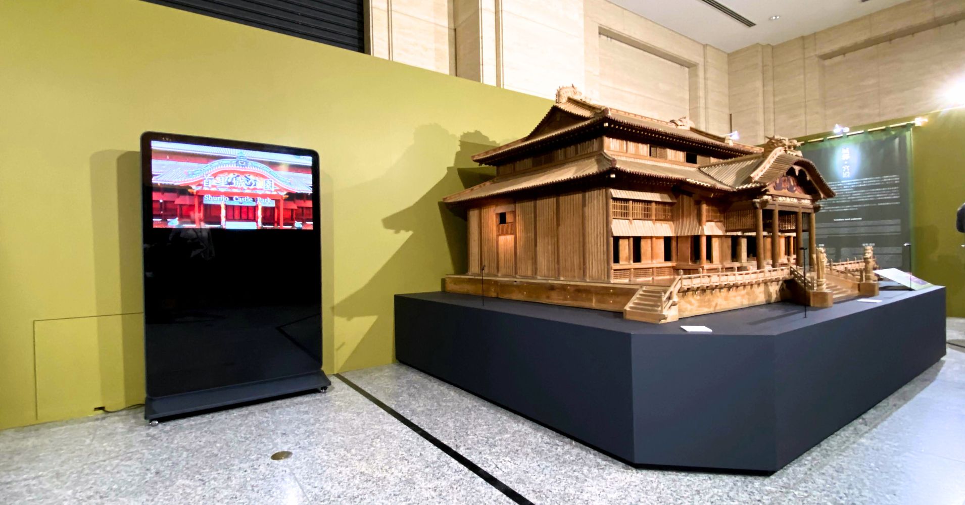 展示物案内のためにデジタルサイネージを採用／東京国立博物館様