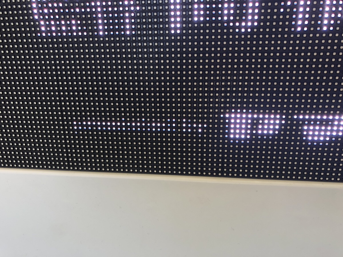 LEDビジョンの表面