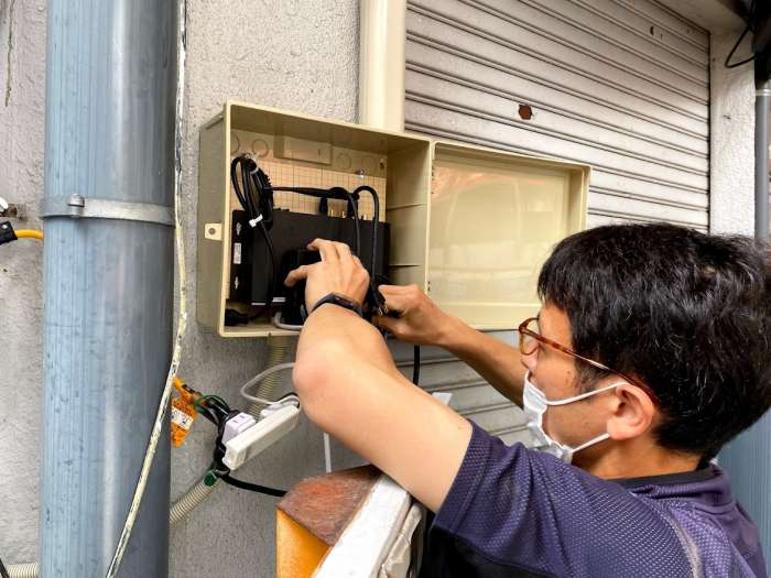 商店街の小型LEDビジョン