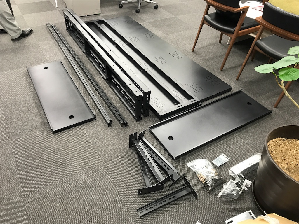 マルチディスプレイ専用スタンド