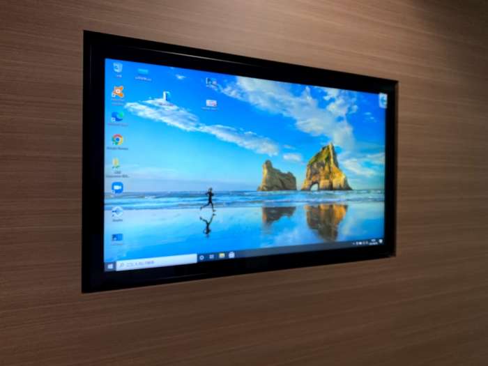 屋内用サイネージ専用液晶ディスプレイとはどのようなものですか?