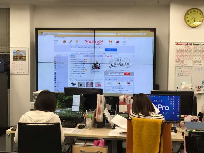 エクセルなどの細かい資料も大型画面で共有しやすくなる。
