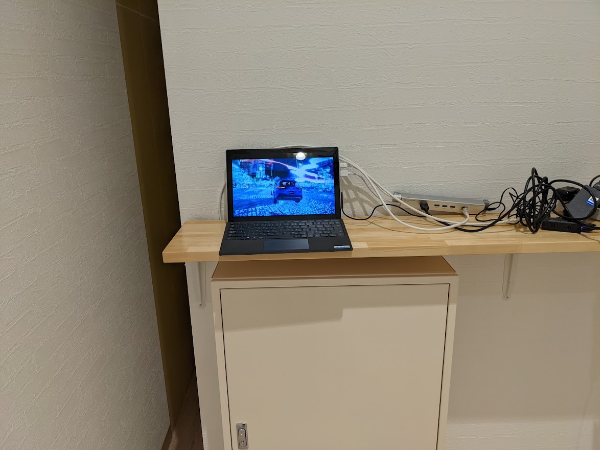マルチディスプレイコントロール用PC