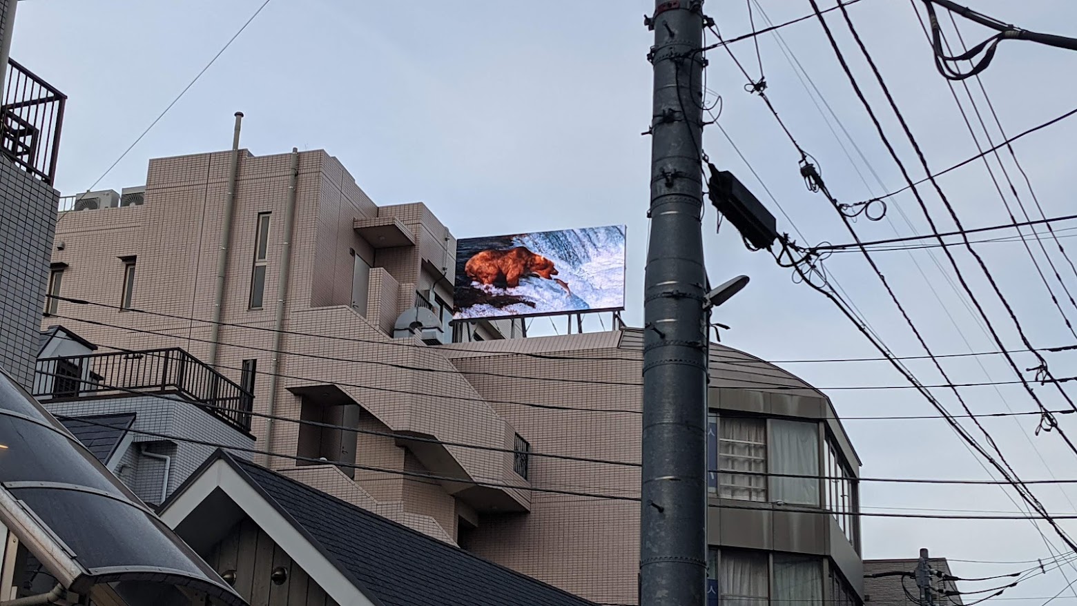屋外用LEDビジョン