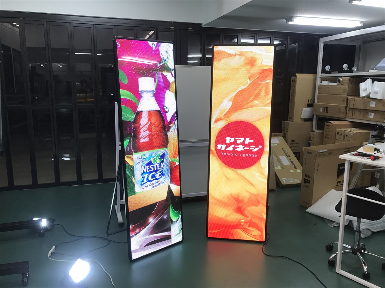 Xポスター