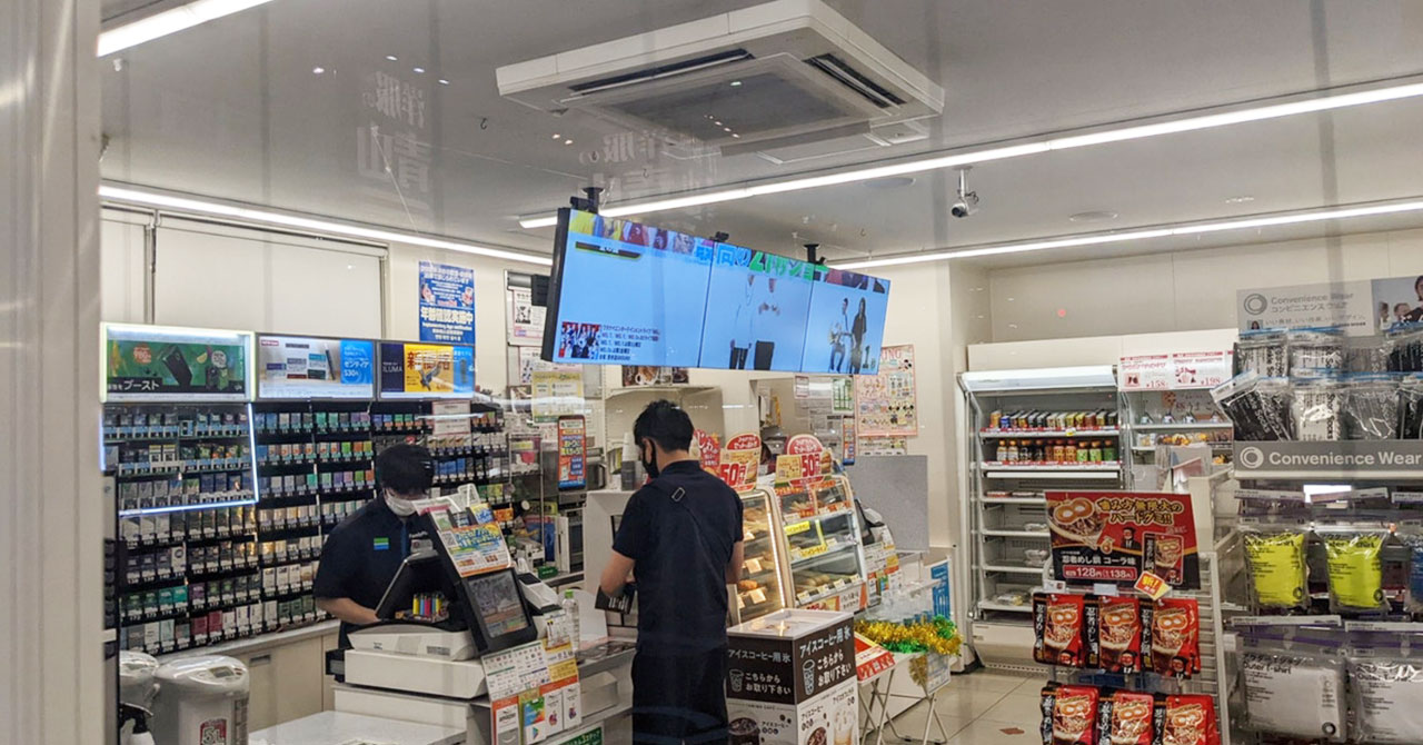 【価格公開】コンビニレジ上のマルチモニターっていくら？プロが徹底分析＆勝手に見積もり！
