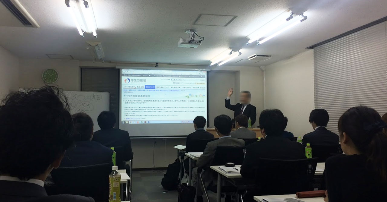 予約が絶えない会議室の条件とは？貸会議室に必要な大画面モニター