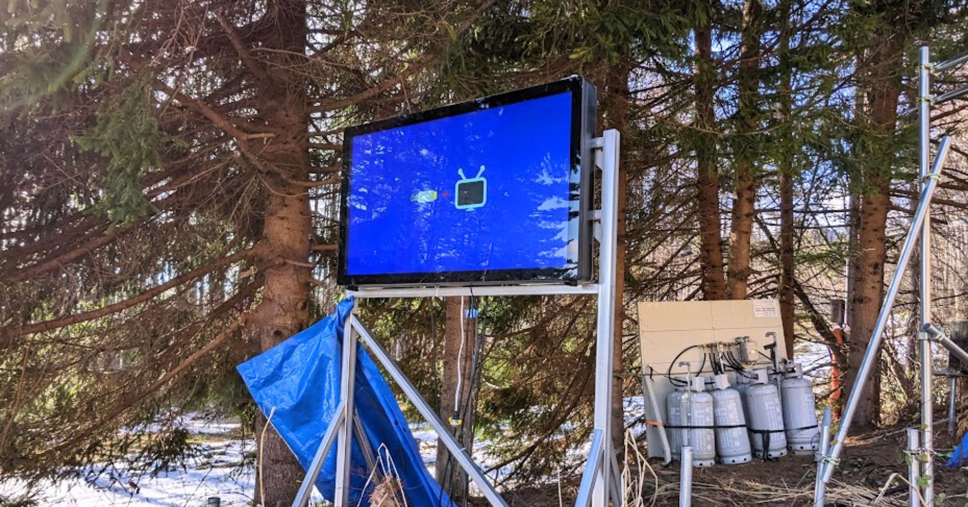 3000カンデラの屋外液晶デジタルサイネージ